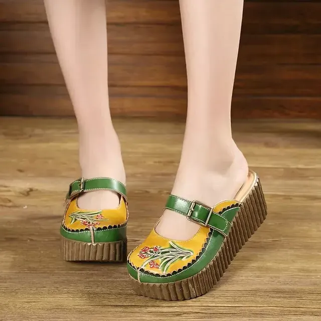 Sabrina Women's Clogs