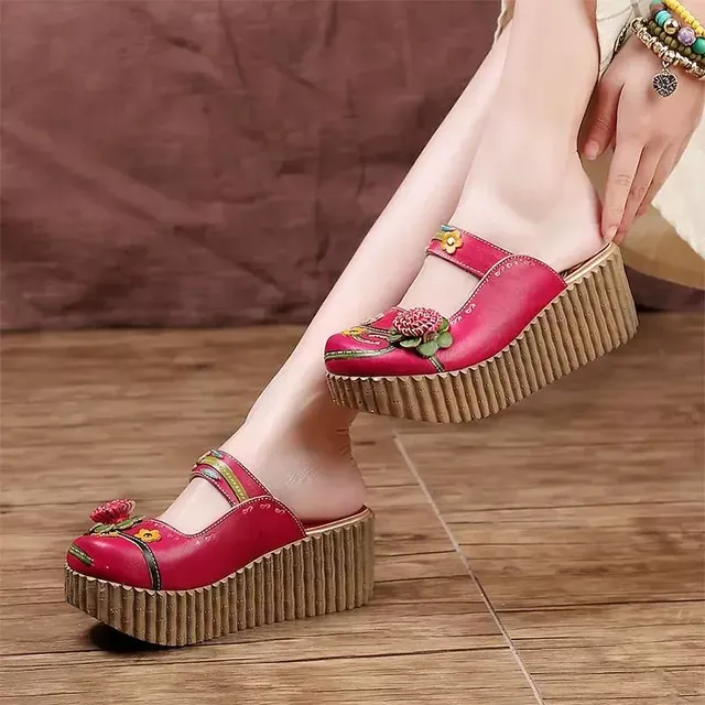 Sabrina Women's Clogs